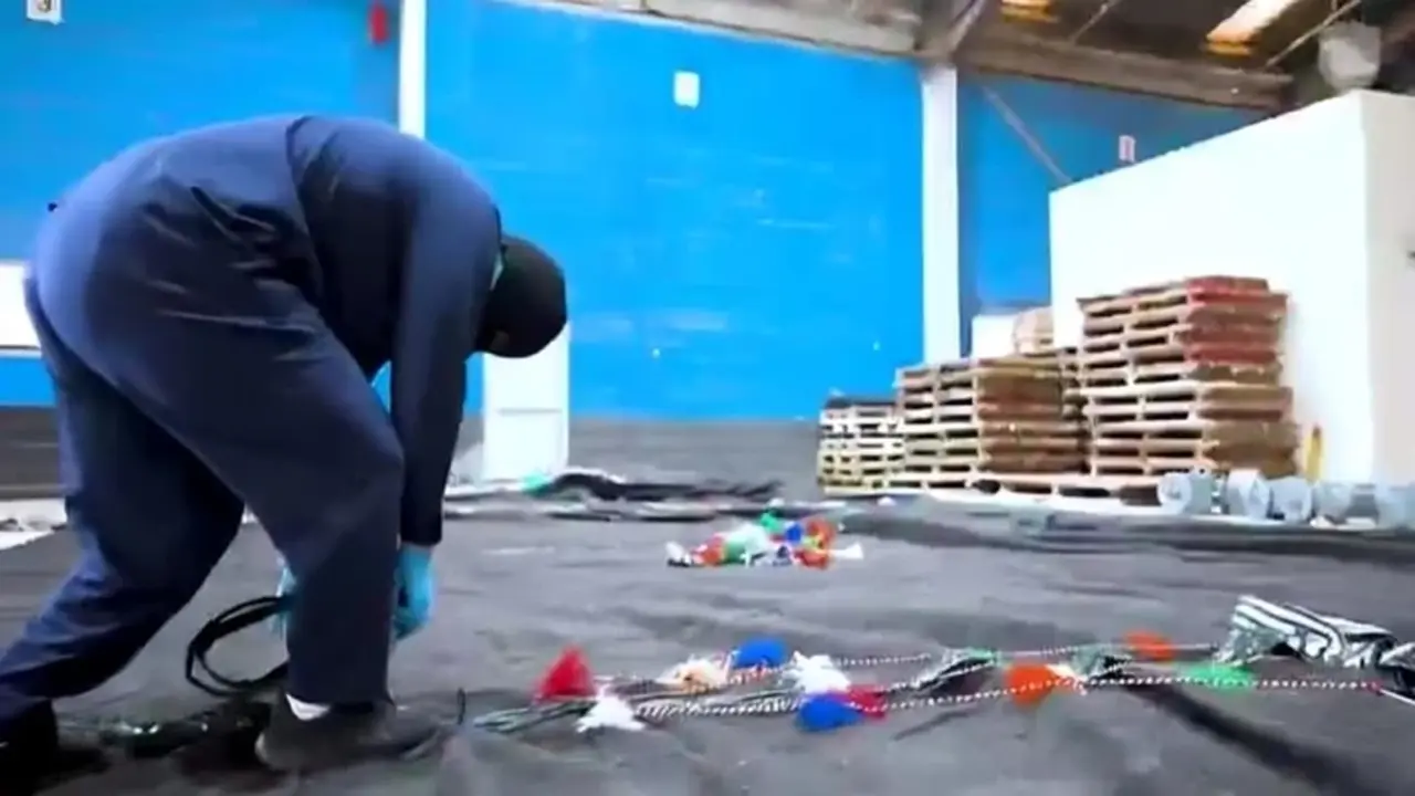 إحباط محاولة تهريب 154 ألف حبة إمفيتامين مخبأة داخل خيام بمنفذ الحديثة